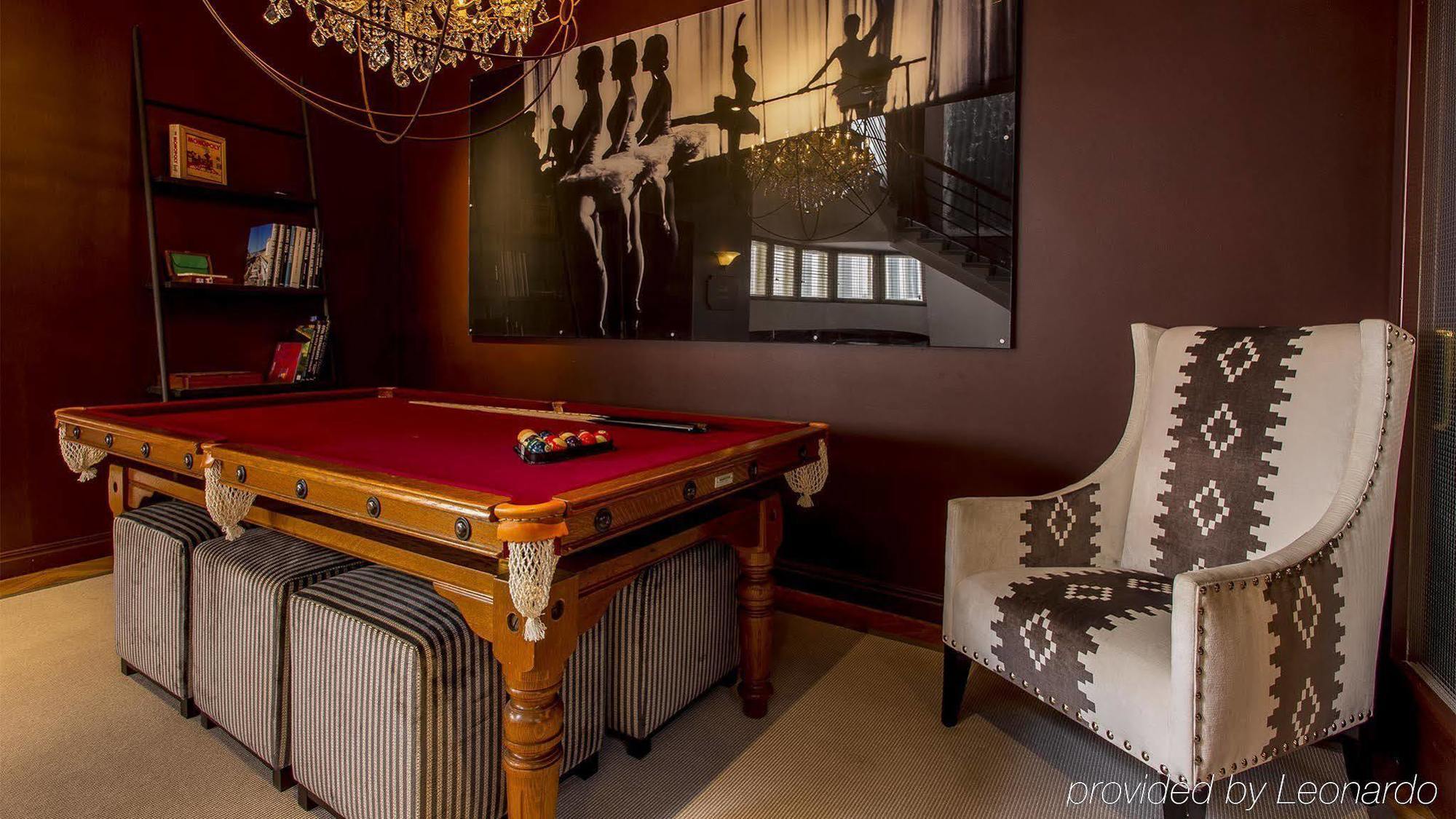 St. Petersbourg Hotel - Small Luxury Hotels Of The World Таллин Экстерьер фото
